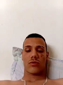 Snapshot of novinhotesudo27328 chatting on 01-13-26, 04:56 novinhotesudo27328 online show from 01-13-26, 04:56