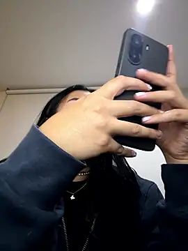 Snapshot of LINA777_ chatting on 01-14-26, 03:45 LINA777 online show from 01-14-26, 03:45