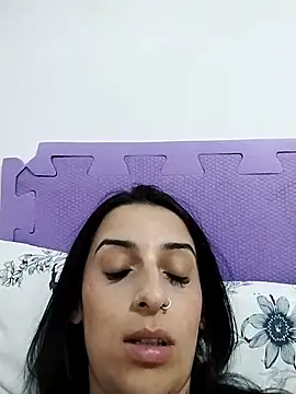 Snapshot of ramospatriciaaa chatting on 01-15-26, 07:28 ramospatriciaaa online show from 01-15-26, 07:28