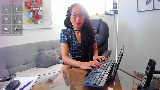 loretta fraser online show from 05-15-26, 01:07