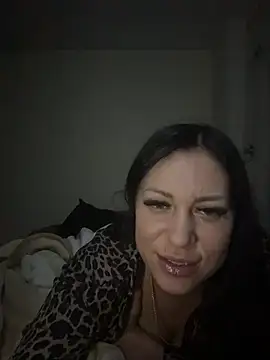 Snapshot of _Mila_Love chatting on 01-15-26, 04:55 Mila Love online show from 01-15-26, 04:55