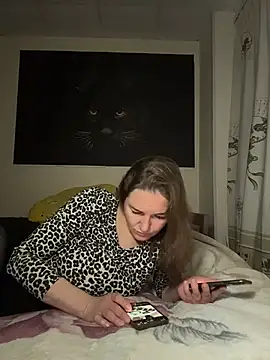 Snapshot of _Mila_Love chatting on 02-20-26, 04:40 Mila Love online show from 02-20-26, 04:40