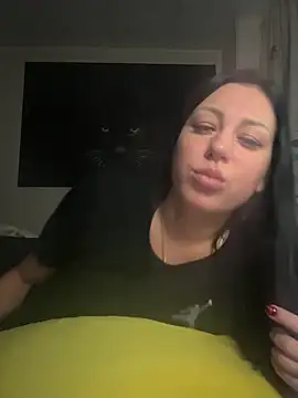 Snapshot of _Mila_Love chatting on 03-12-26, 02:12 Mila Love online show from 03-12-26, 02:12