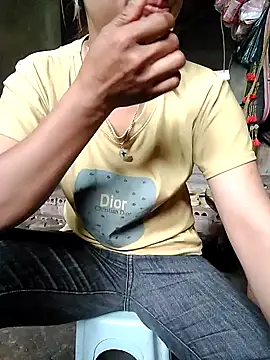 out-lustt online show from 04-22-26, 02:25