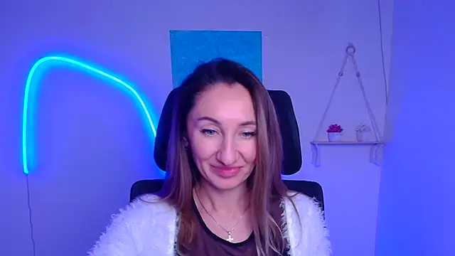 Snapshot of Diana_Sweeet_ chatting on 01-17-26, 02:22 Diana Sweeet online show from 01-17-26, 02:22