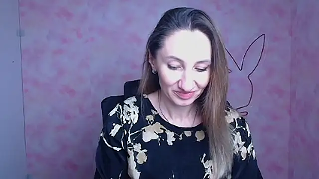 Snapshot of Diana_Sweeet_ chatting on 02-12-26, 06:30 Diana Sweeet online show from 02-12-26, 06:30