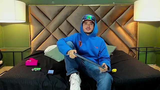 Salvattore Muller online show from 02-19-26, 11:01