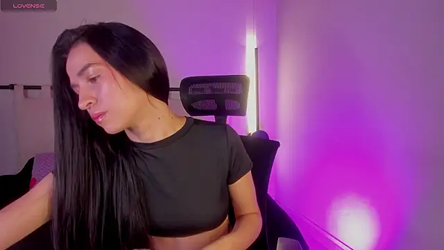 ella  olmos online show from 03-10-26, 01:38