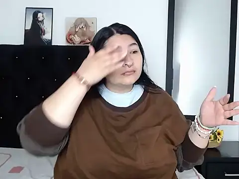 LauraHorny69 online show from 03-14-26, 12:43