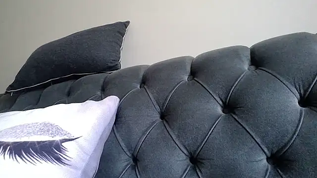 Snapshot of EvaLina111 chatting on 03-11-26, 09:48 EvaLina111 online show from 03-11-26, 09:48