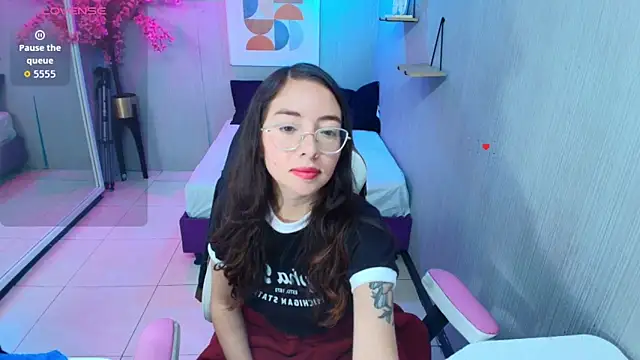 Veronica miiller online show from 06-04-26, 07:20