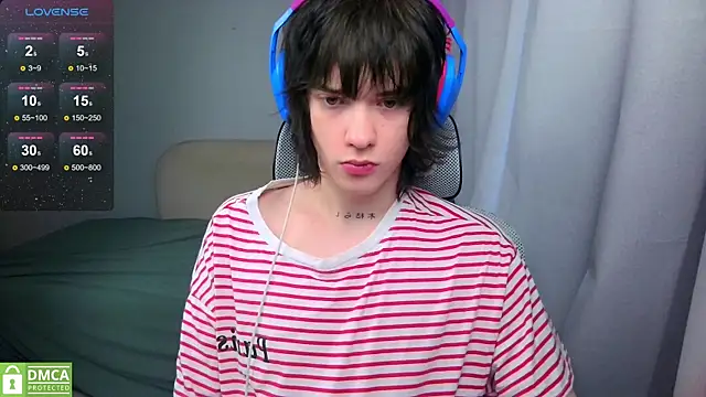 LeonBoykisser online show from 05-25-26, 06:41
