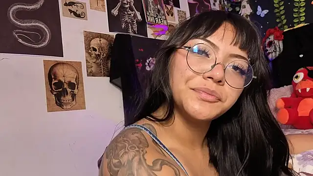 victoriia thompson online show from 03-28-26, 09:14