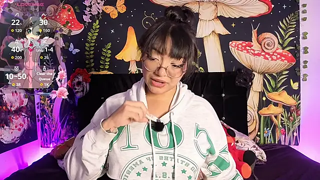 victoriia thompson online show from 04-09-26, 09:09