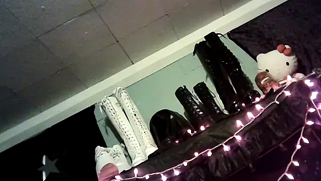 allymoon1369 online show from 04-16-26, 07:53