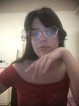 ElisaGoth online show from 07-05-26, 11:34