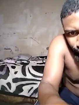 KAT AND DEE online show from 03-25-26, 08:04