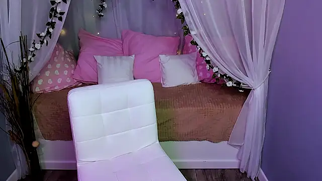 Snapshot of ArielBlis chatting on 03-07-26, 10:56 ArielBlis online show from 03-07-26, 10:56