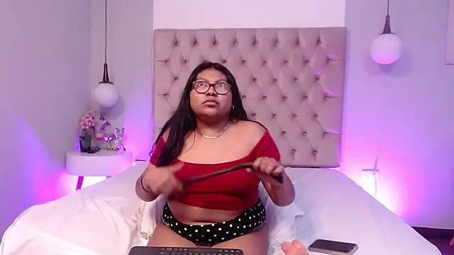 Kiri Black  online show from 02-03-26, 06:22