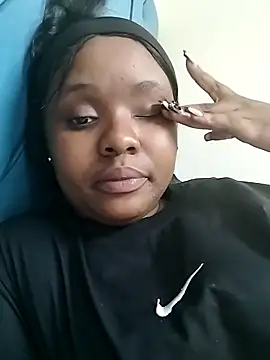 LUNAARXO1 online show from 04-19-26, 06:54