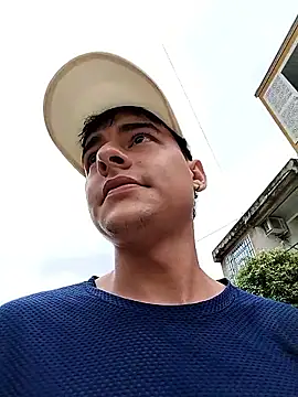 attractive-sexx online show from 04-17-26, 06:11