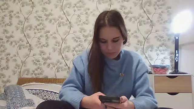 NyraLuna online show from 02-04-26, 08:58