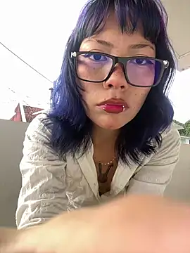 Snapshot of Namii_cute chatting on 01-18-26, 12:09 Namii cute online show from 01-18-26, 12:09