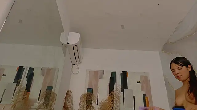 sofia laverde online show from 04-20-26, 06:31