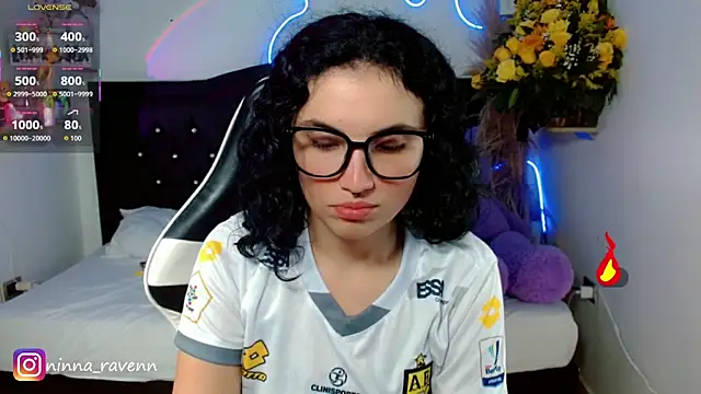 AriaDark online show from 04-21-26, 01:42