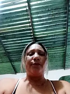 Snapshot of mariacarlota chatting on 01-16-26, 01:26 mariacarlota online show from 01-16-26, 01:26