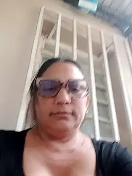 Snapshot of mariacarlota chatting on 04-14-26, 08:04 mariacarlota online show from 04-14-26, 08:04