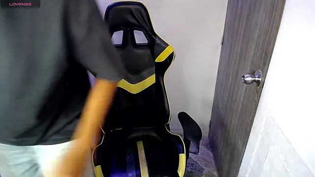 Rick oficiall online show from 04-08-26, 02:39