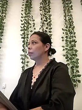 Snapshot of RossyAlvarez chatting on 07-10-26, 03:33 RossyAlvarez online show from 07-10-26, 03:33