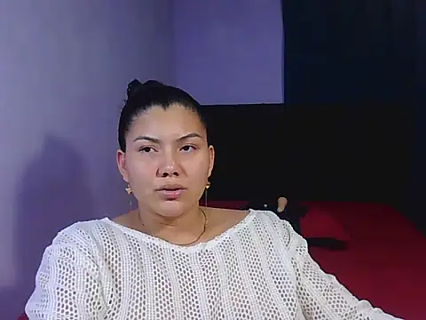 Snapshot of Violetta-Helena chatting on 03-20-26, 05:01 Violetta-Helena online show from 03-20-26, 05:01