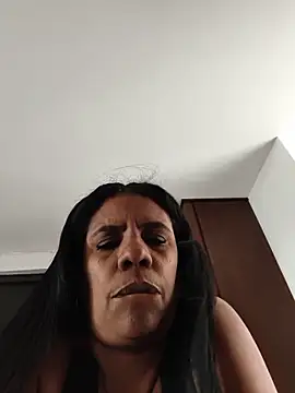 Zeyllyjhonson online show from 05-27-26, 04:15