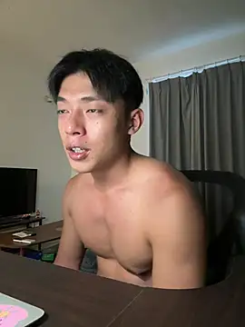 Yooo17 online show from 06-25-26, 08:08