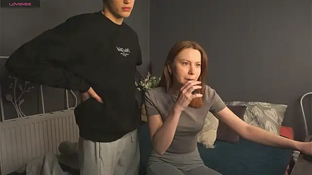 Lola Raivis  online show from 03-06-26, 07:43