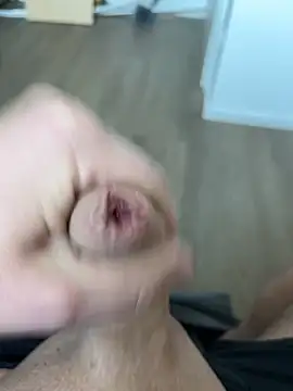 longdong00789 online show from 04-07-26, 09:10