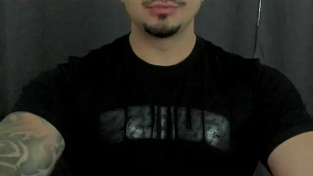 Snapshot of TONYWILSONN chatting on 04-30-26, 05:03 TONYWILSONN online show from 04-30-26, 05:03