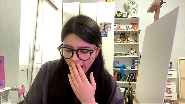 Snapshot of SaintMari chatting on 05-14-26, 02:13 SaintMari online show from 05-14-26, 02:13