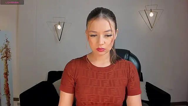 Snapshot of EmilyCarterX chatting on 05-02-26, 10:42 EmilyCarterX online show from 05-02-26, 10:42