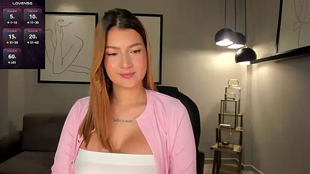 Snapshot of BellaThompsonX chatting on 02-14-26, 03:25 BellaThompsonX online show from 02-14-26, 03:25