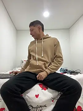 santiObrero online show from 02-17-26, 12:29