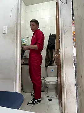 santiObrero online show from 03-25-26, 03:07