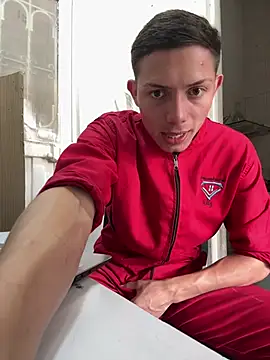 santiObrero online show from 03-28-26, 03:11