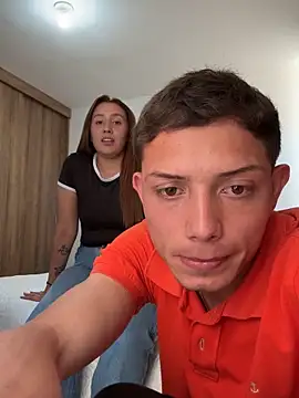 Snapshot of santiObrero chatting on 05-19-26, 07:09 santiObrero online show from 05-19-26, 07:09