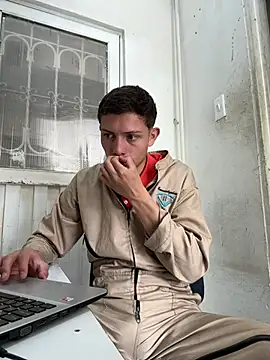 santiObrero online show from 07-07-26, 03:38