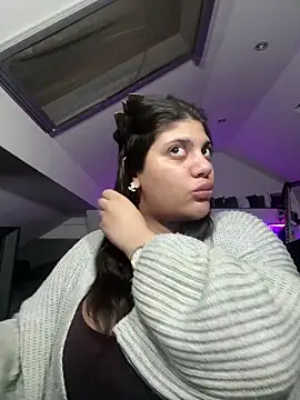 Snapshot of MinaKhalina chatting on 01-31-26, 11:14 MinaKhalina online show from 01-31-26, 11:14