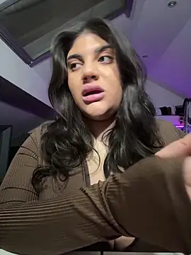 Snapshot of MinaKhalina chatting on 02-02-26, 05:55 MinaKhalina online show from 02-02-26, 05:55