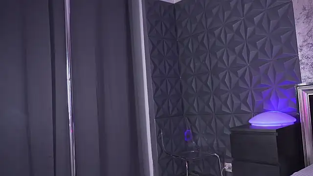 Tarra Star online show from 02-21-26, 07:04